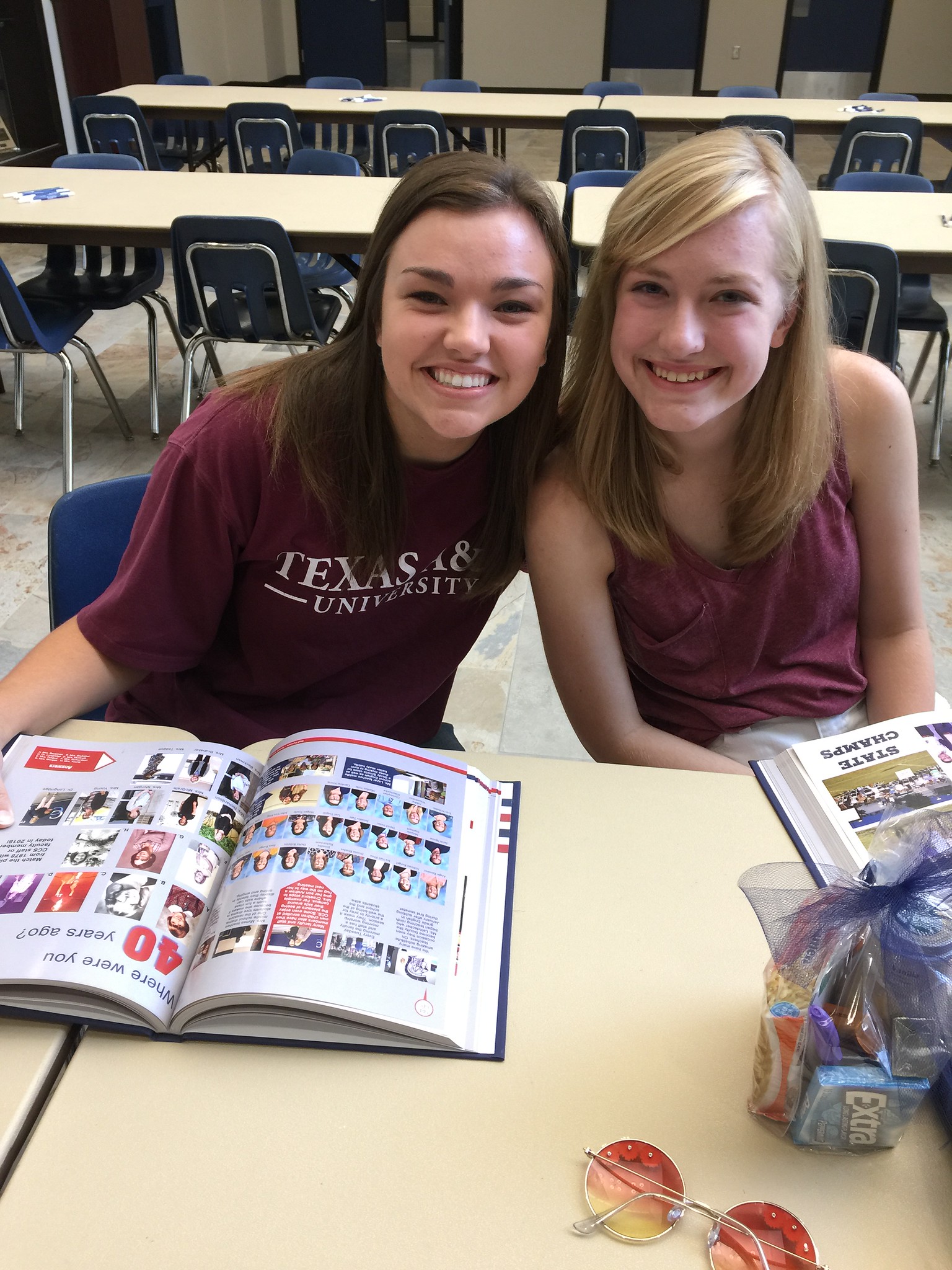 CLASS OF 2018 YEARBOOK SIGNING & COLLEGE SEND-OFF