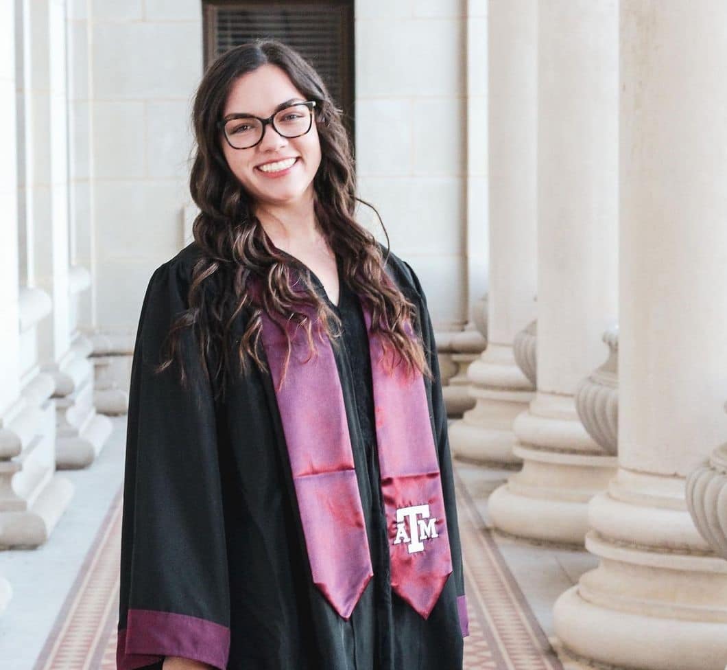 Maddie Echols ('17) graduated from Texas A&M University in December 2020 earning a degree in communications, a minor in sociology and an associate degree in foreign language.