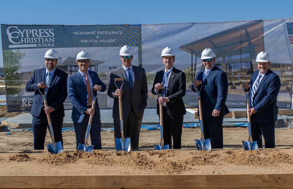 Groundbreaking(281of317)